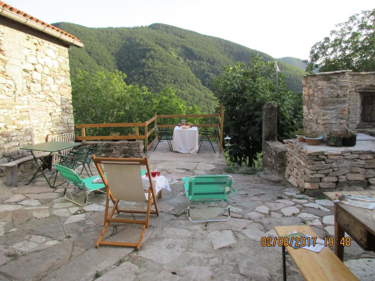 Bed and Breakfast Viandanti, Artisti E Sognatori Comano  Экстерьер фото